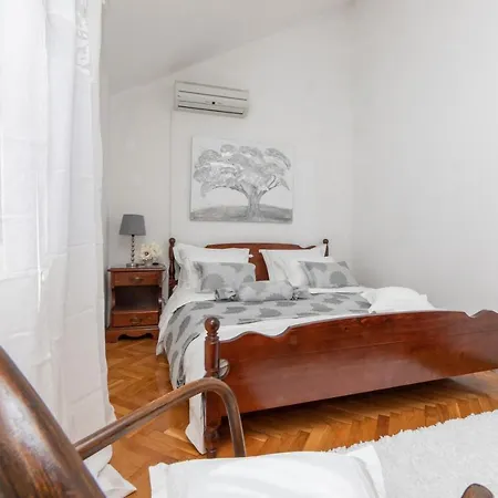 Luxury Beach With Studio House Prázdninový dům *
