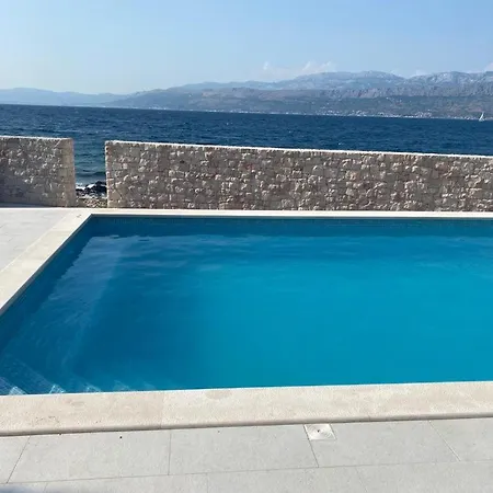 Luxury Beach With Studio House * Splitska