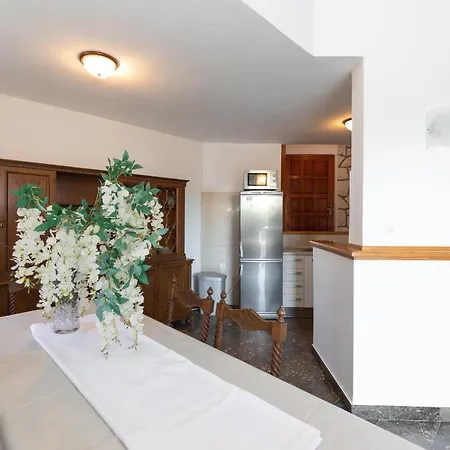 Luxury Beach With Studio House Ferienhaus