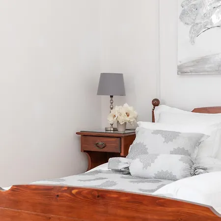 Luxury Beach With Studio House Ferienhaus Splitska