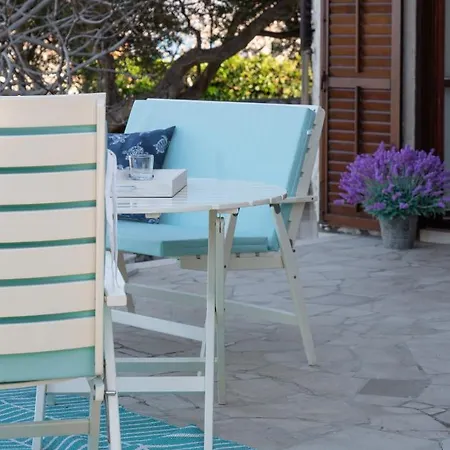 Luxury Beach With Studio House Ferienhaus Splitska