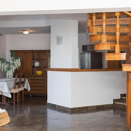 Ferienhaus Luxury Beach With Studio House